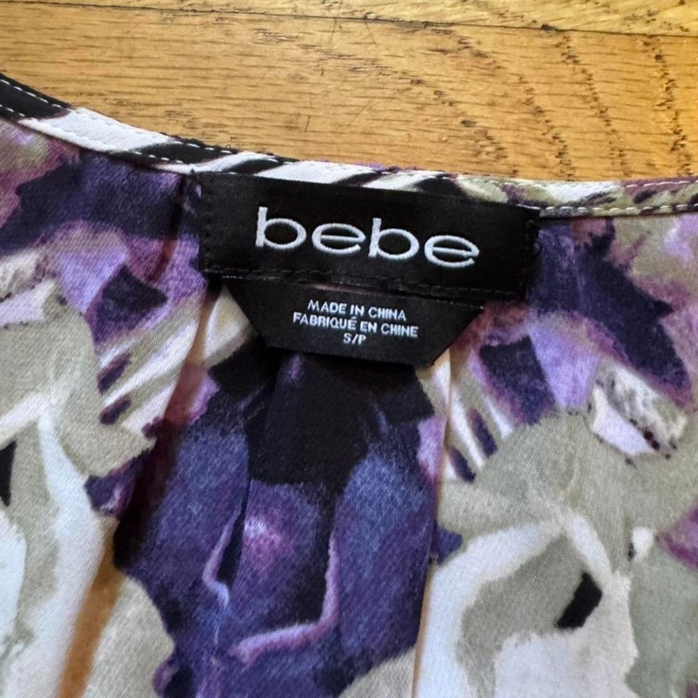 Y2K Bebe Blouse Women's Size Small Cold Shoulder Zebra Beaded Bell Sleeve Fairy - Picture 4 of 8